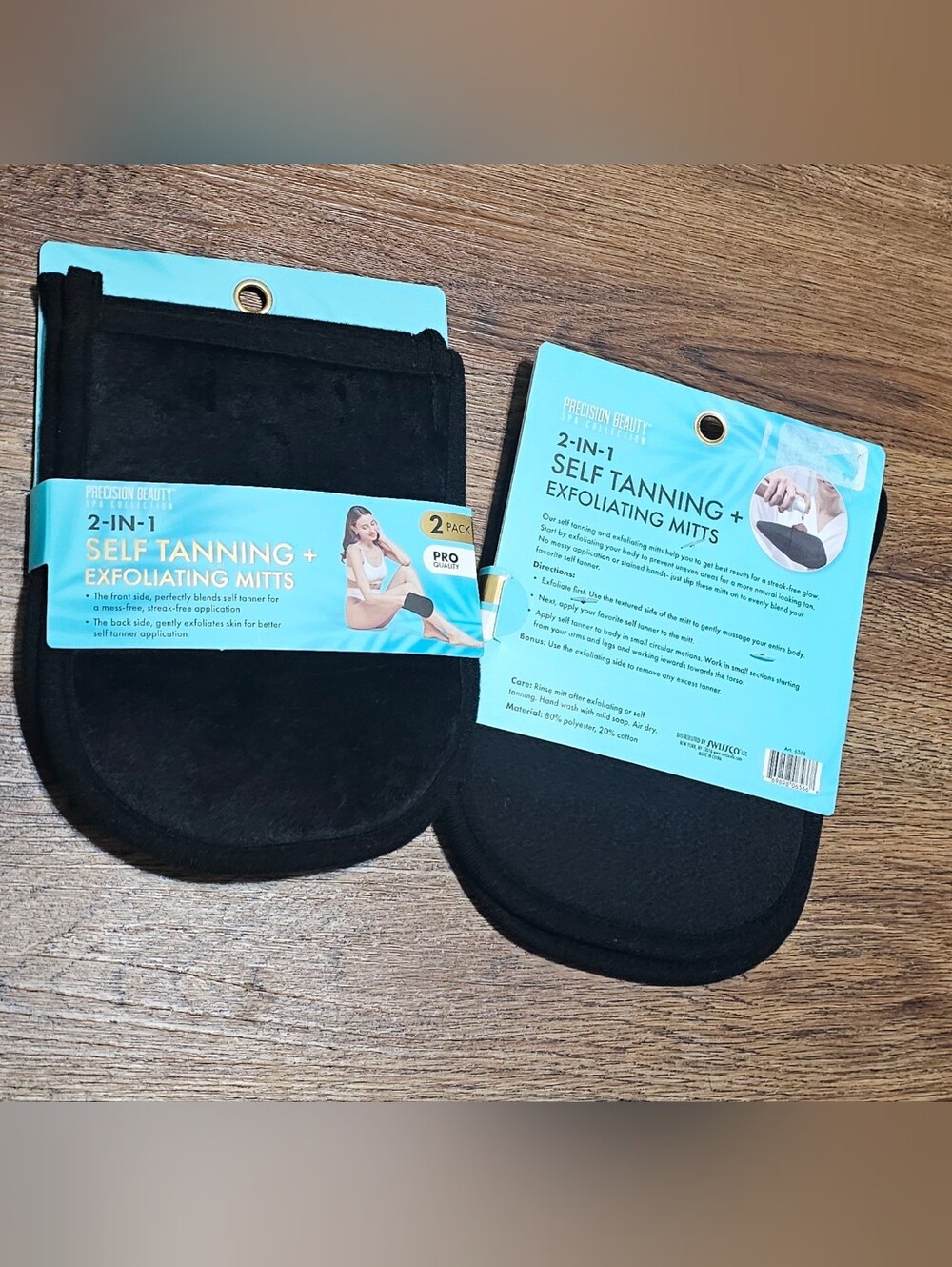 2-in-1 Self Tanning & Exfoliating Mitts - Black